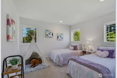 8696 Island Drive S, Seattle, WA 98118 - Photo 24
