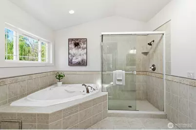 8696 Island Drive S, Seattle, WA 98118 - Photo 24