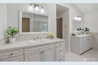 8696 Island Drive S, Seattle, WA 98118 - Photo 28