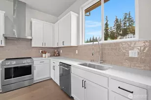 2218 Cleven Park Rd, Camano Island, WA 98282 - Photo 18