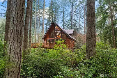 9910 40th Avenue Ct, Gig Harbor, WA 98332 - Photo 2