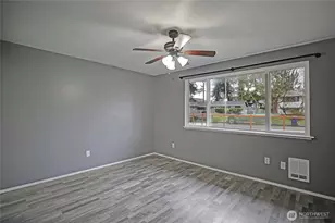 11907 47th Dr NE, Marysville, WA 98271 - Photo 18