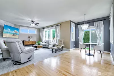 15120 Daffodil Street Ct E, Sumner, WA 98390 - Photo 8