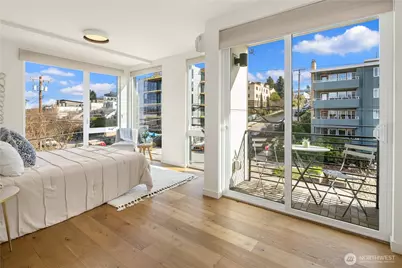 73 E Lynn St, Seattle, WA 98102 - Photo 30