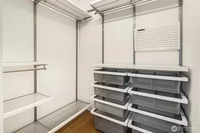 73 E Lynn St, Seattle, WA 98102 - Photo 32