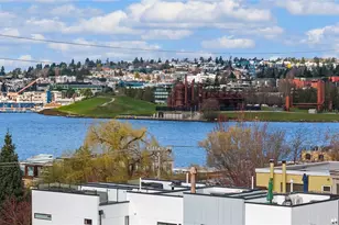 73 E Lynn St, Seattle, WA 98102 - Photo 2