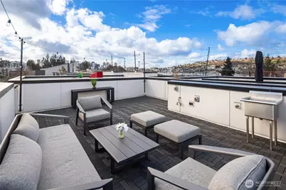 73 E Lynn St, Seattle, WA 98102 - Photo 34