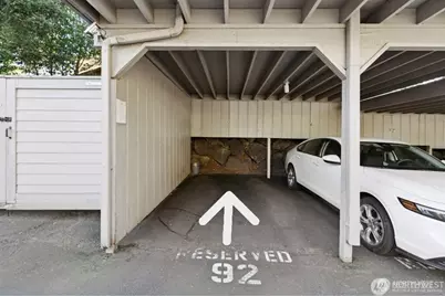 11640 100th Avenue NE #304, Kirkland, WA 98034 - Photo 16