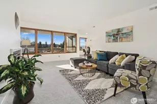 11640 100th Ave NE, Kirkland, WA 98034 - Photo 2