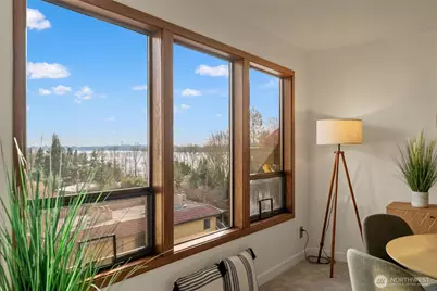 11640 100th Avenue NE #304, Kirkland, WA 98034 - Photo 10