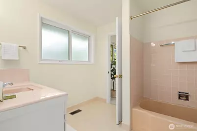 6555 NE Windermere Road, Seattle, WA 98105 - Photo 26