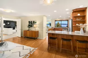 6555 NE Windermere Rd, Seattle, WA 98105 - Photo 16