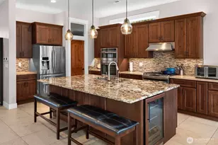 1132 121st St E, Tacoma, WA 98445 - Photo 6