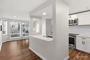 3028 Western Ave, Seattle, WA 98121 - Photo 10