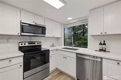 1112 S 23rd Street, Renton, WA 98055 - Photo 8