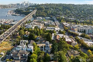 722 N 36th St, Seattle, WA 98103 - Photo 26