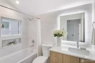 8003 25th Ave NW, Seattle, WA 98117 - Photo 24