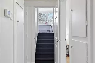 1049 S 112th St, Seattle, WA 98168 - Photo 12