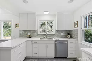 1049 S 112th St, Seattle, WA 98168 - Photo 10