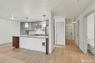 3028 Western Ave, Seattle, WA 98121 - Photo 12