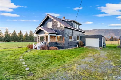 30731 Walberg Road, Sedro Woolley, WA 98284 - Photo 2