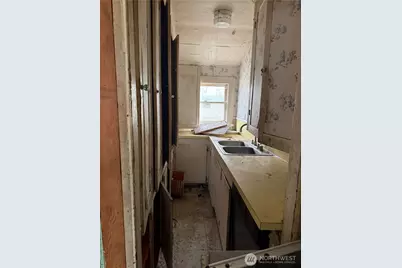 529 NW Past Drive, Poulsbo, WA 98370 - Photo 8