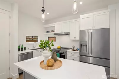 7637 46th Avenue S #A, Seattle, WA 98118 - Photo 14