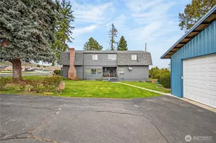 407 N Western Ave, Wenatchee, WA 98801 - Photo 2