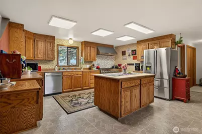 407 N Western Avenue, Wenatchee, WA 98801 - Photo 4