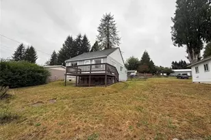 1132 Fowler St, Raymond, WA 98577 - Photo 1