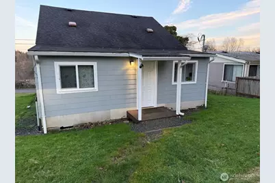 1132 Fowler Street, Raymond, WA 98577 - Photo 2