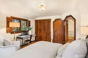 4006 NE 38th St, Seattle, WA 98105 - Photo 36