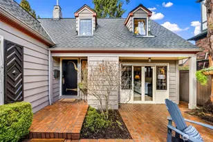 4006 NE 38th St, Seattle, WA 98105 - Photo 4