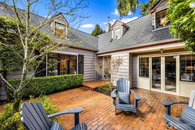 4006 NE 38th Street, Seattle, WA 98105 - Photo 6