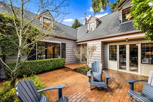 4006 NE 38th St, Seattle, WA 98105 - Photo 6