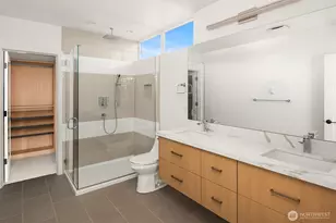 632 N 92nd St, Seattle, WA 98103 - Photo 12