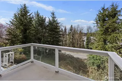 1665 204th Avenue NE, Sammamish, WA 98074 - Photo 30