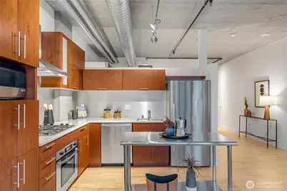 2720 3rd Avenue #705, Seattle, WA 98121 - Photo 12