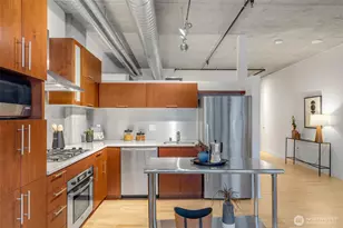 2720 3rd Ave, Seattle, WA 98121 - Photo 12