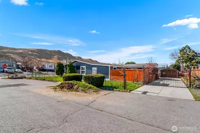 23 Hanna Avenue, Rock Island, WA 98850 - Photo 36