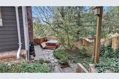 9628 123rd Avenue SE, Renton, WA 98056 - Photo 32