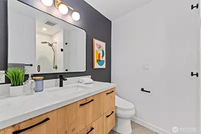 7850 Green Lake Drive N #101, Seattle, WA 98103 - Photo 14