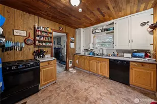 2502 S 74th St, Tacoma, WA 98409 - Photo 6