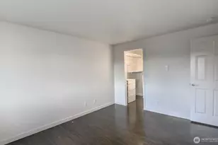 15214 NE 8th St, Bellevue, WA 98007 - Photo 18