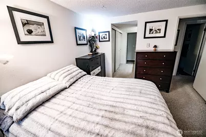 4635 W Lake Sammamish Parkway SE #G305, Issaquah, WA 98027 - Photo 10