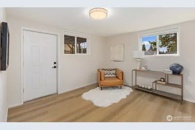 12103 SE 70th Street, Newcastle, WA 98056 - Photo 24