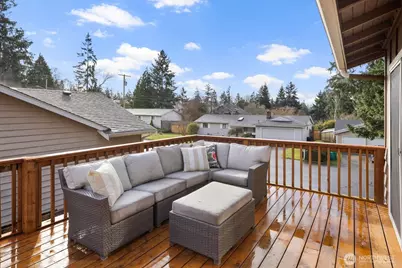 12103 SE 70th Street, Newcastle, WA 98056 - Photo 14