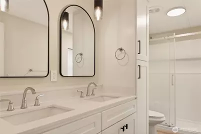 2424 S 130th Place, SeaTac, WA 98168 - Photo 12