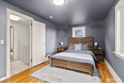 10740 Interlake Avenue N, Seattle, WA 98133 - Photo 14