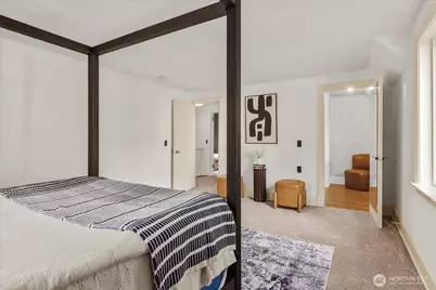 10740 Interlake Avenue N, Seattle, WA 98133 - Photo 12